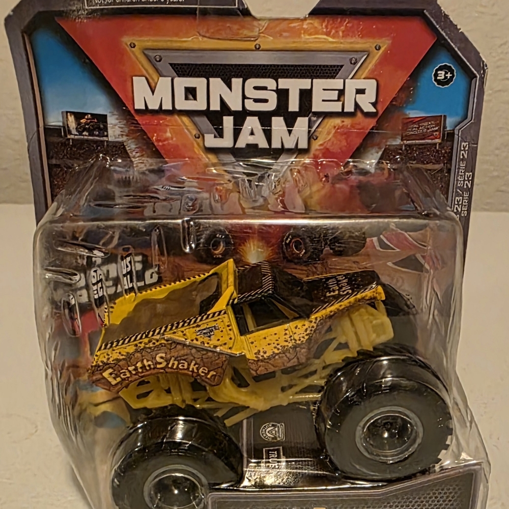 Monster Jam- Spin Master Earth Shaker Toy Truck - Yellow